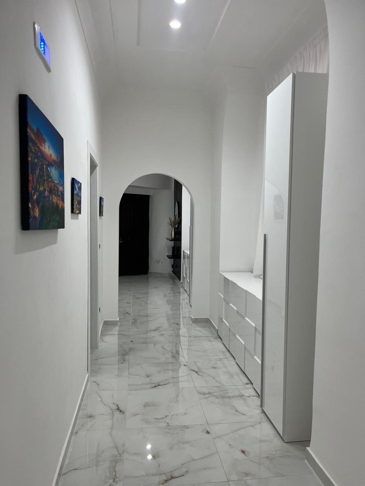 B&B Garibaldi Road ナポリ エクステリア 写真